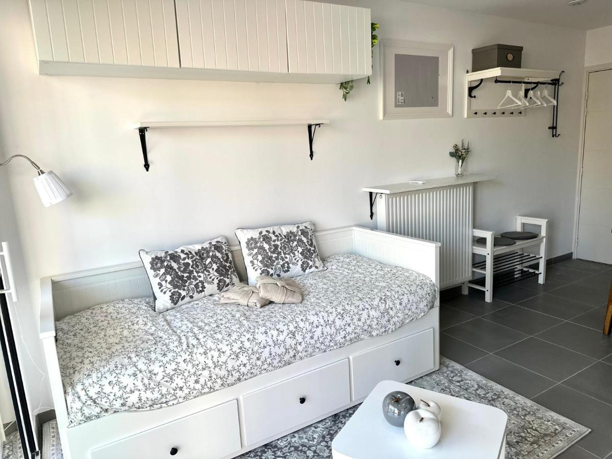 Charmant Studio A Proximite Du Port De Nice Exterior photo